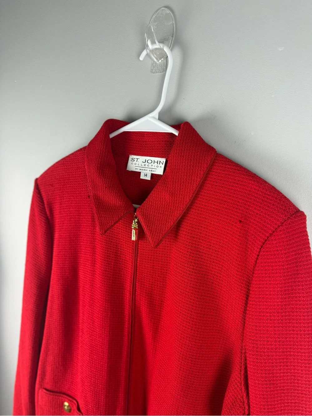 St. John Collection Women’s Long Sleeve Red Knit Zip Up Jacket Blazer SZ 14